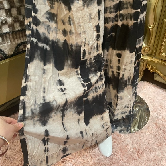 Pakistani branded dress - Picture 12 of 14